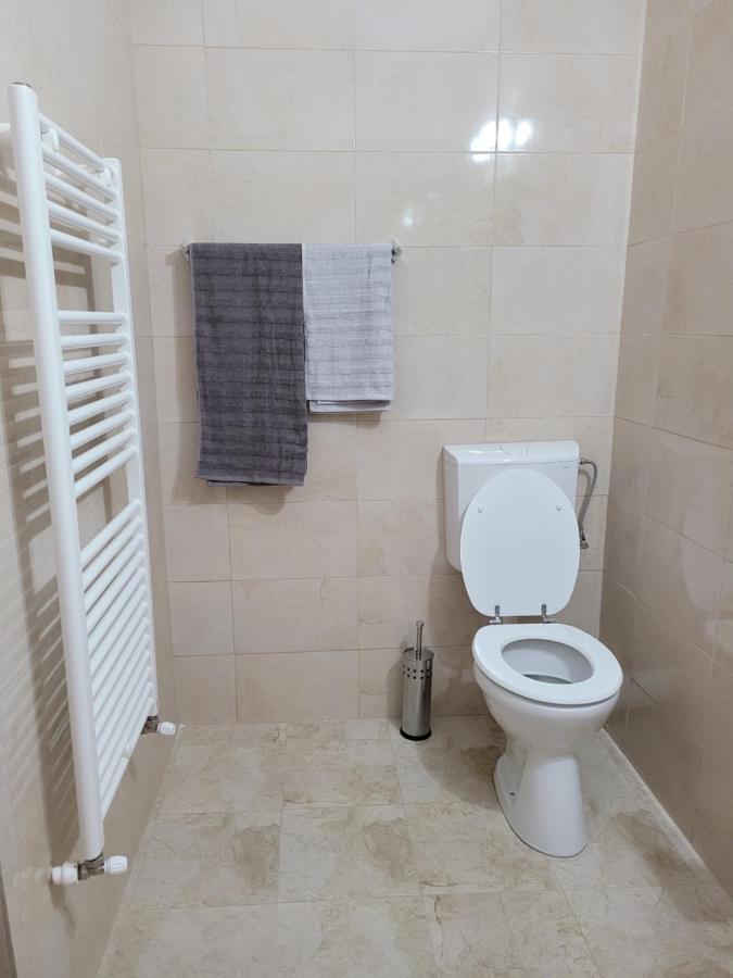 Apartamente Livada Râmnicu Vâlcea Exterior foto