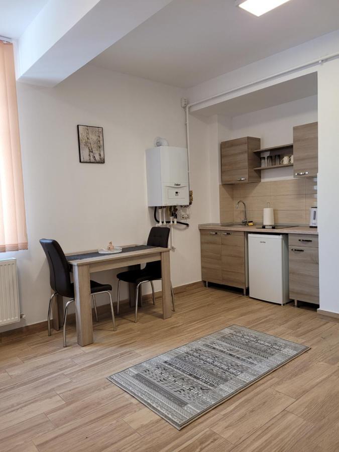 Apartamente Livada Râmnicu Vâlcea Exterior foto